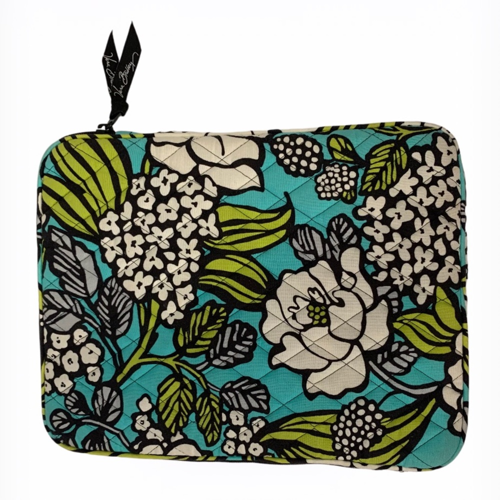 Vera Bradley Floral Print Quilted iPad/Tablet Holder - Picture 2 of 4